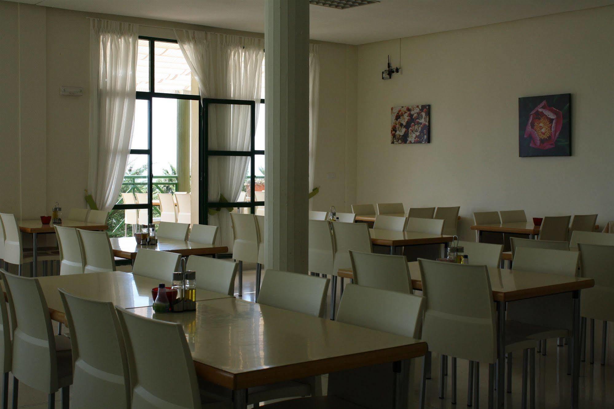 Albergue Inturjoven Algeciras-Tarifa Экстерьер фото